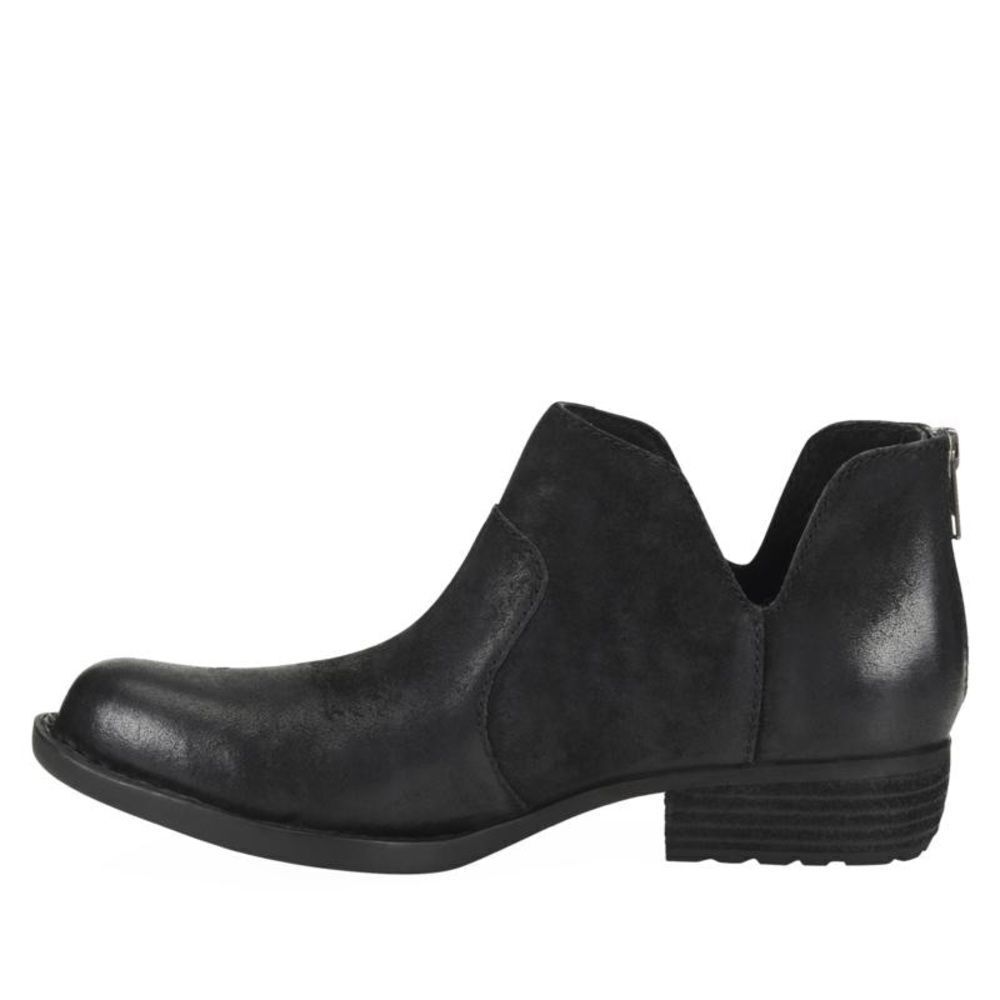 BORN kerri black distressed leather ankle boots size 7.5